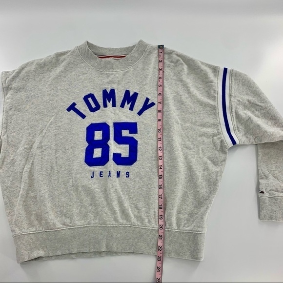 Tommy Hilfiger Varsity Fuzzy Letter 85 Sweatshirt - Picture 5 of 14